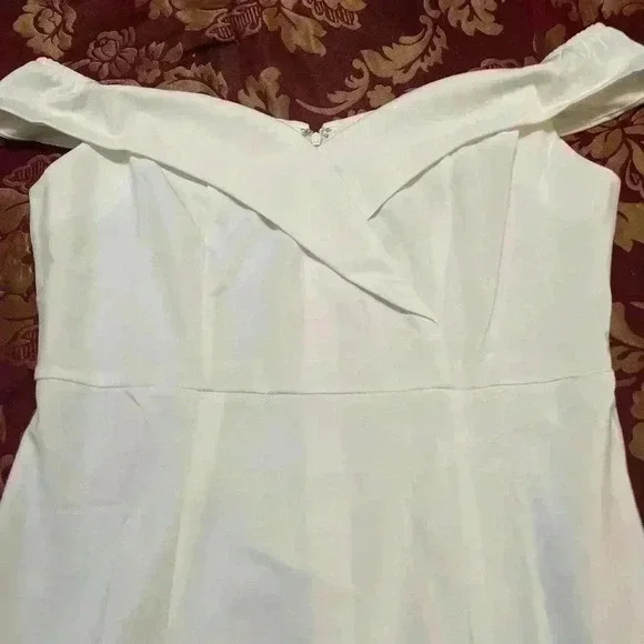 Phortric White Off the Shoulder Dress NWT Size L - Picture 9 of 13